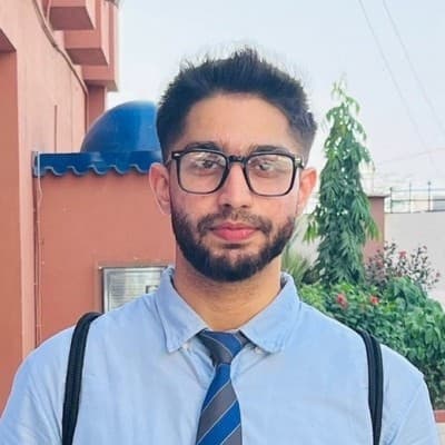 Usaid B., Marketing & SEO Intern at OnSite Employer Testing, professional headshot